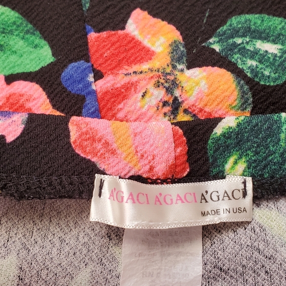 A'gaci Floral Skirt, Size Small - Picture 2 of 3